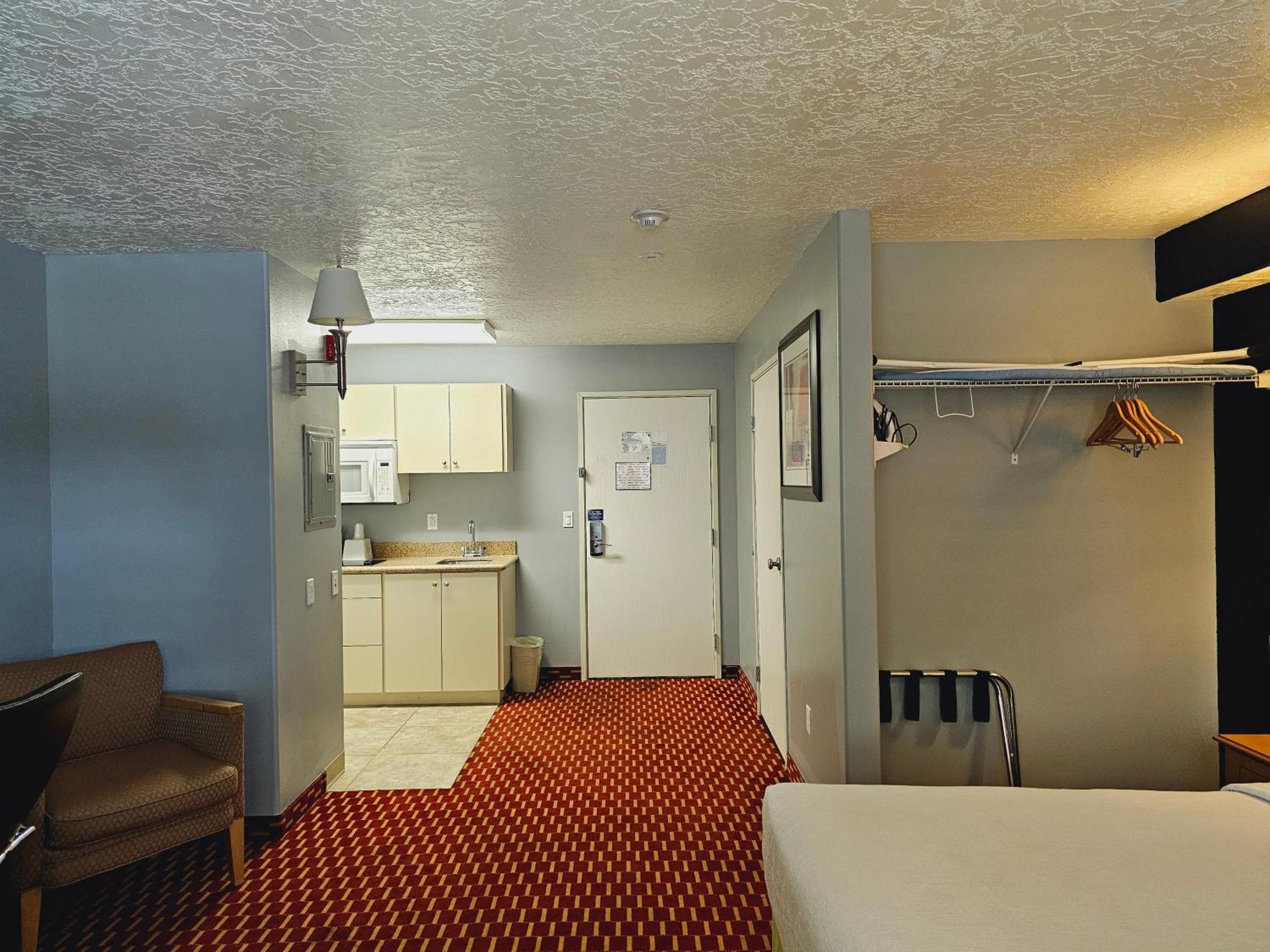 Executive Inn & Suites Extended Stay - Vernal Exteriör bild